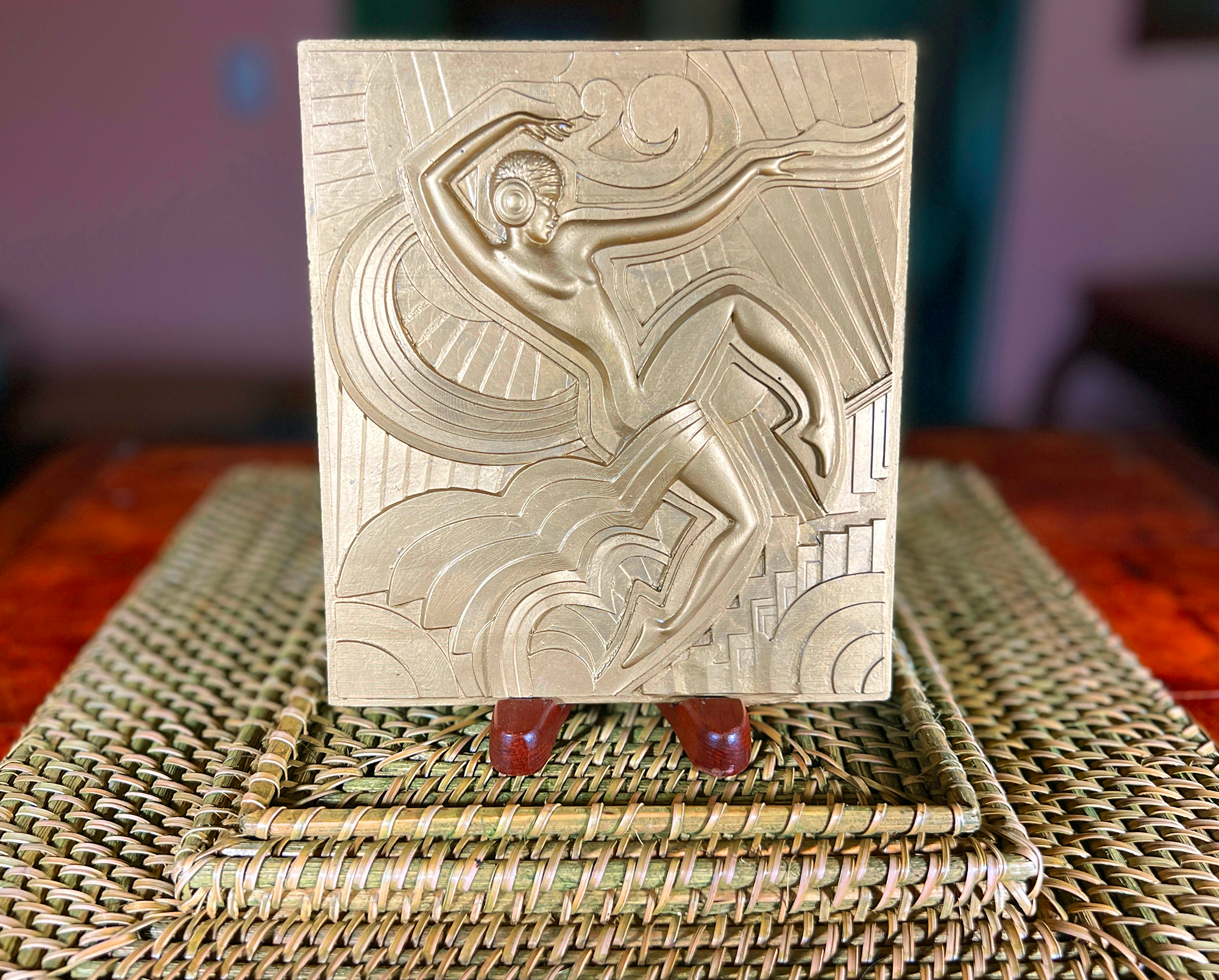 The Enduring Glamour of the Folies Bergère Bas-Relief — A 1926 Art Deco Icon